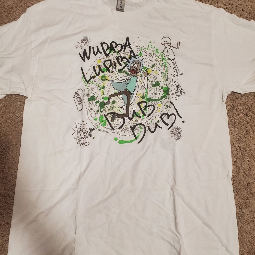 Tee shirt